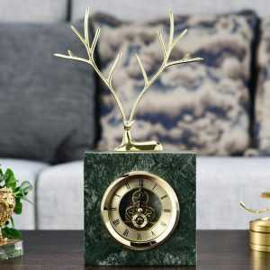 Đồng Hồ Để Bàn DHB04