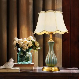 Đèn Bàn Cao Cấp DB015