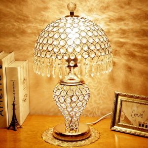 Đèn Bàn Cao Cấp DB021